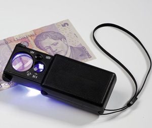 LENTE A SCATTO 10X CON LED E LAMPADA UV