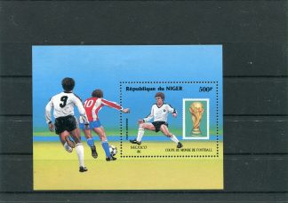 NIGER 1986 CALCIO, CAMPIONATI MONDIALI E FRANCOBOLLO SU FRANCOBOLLO YV.BF50
